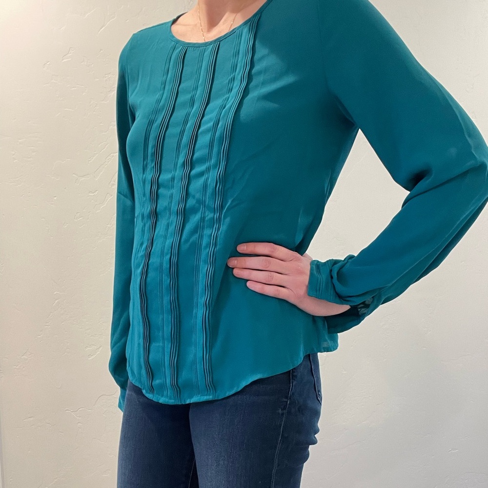 Forever 21 teal Small blouse.